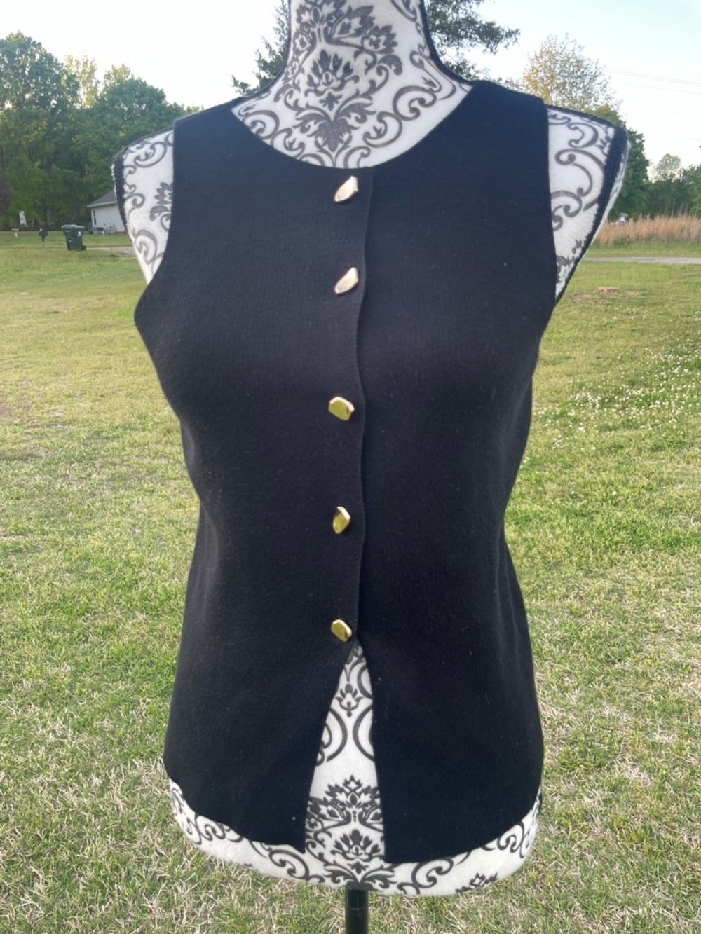 iris Black Knit Top with Multicolor Stitched Logo